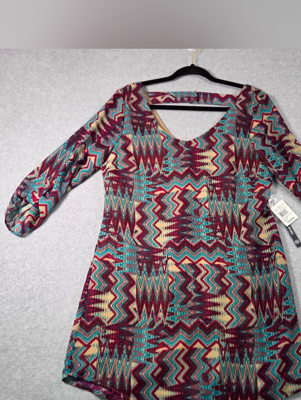 As U Wish 3/4 Sleeve Zig Zag Print Scoop Back Mini Dress Size Medium